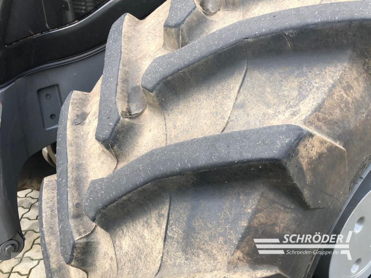 Traktor typu Valtra S 324 SMARTTOUCH | FZW | GPS | RÜFA, Gebrauchtmaschine v Ahlerstedt (Obrázek 12)